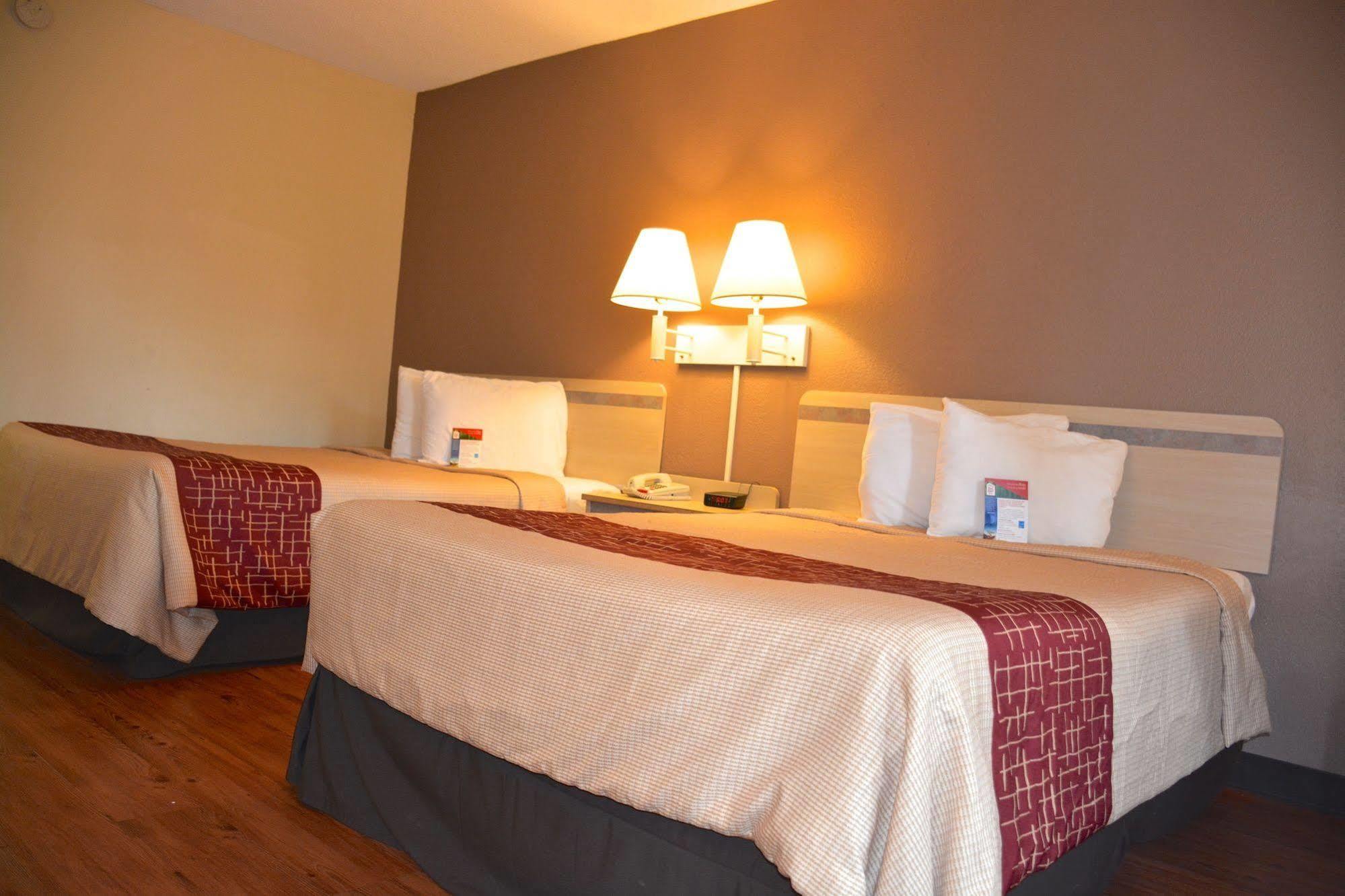 Red Roof Inn Walterboro Buitenkant foto